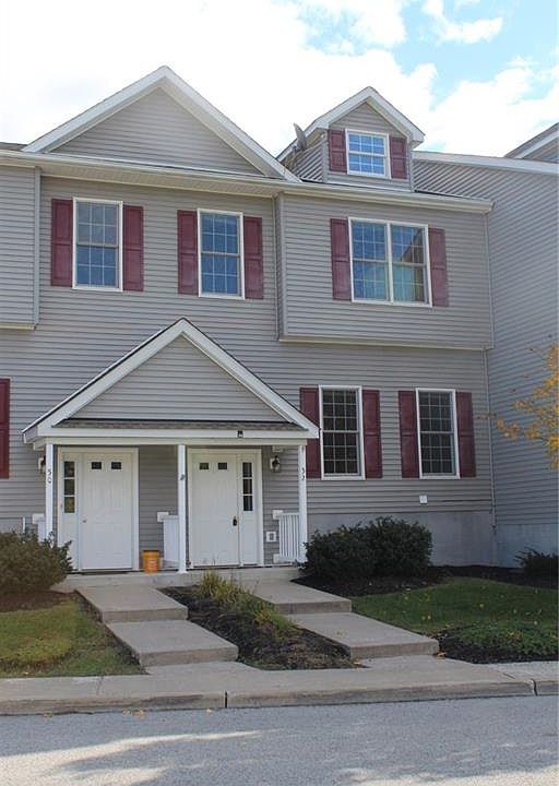 1st image of 52 Hudson Cir