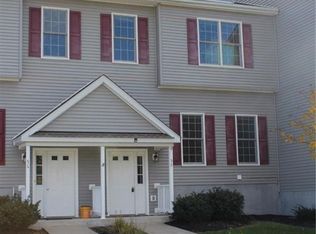 52 Hudson Cir, Marlboro, NY 12542