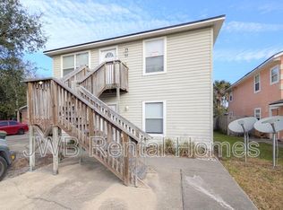 95 Dudley St #B, Atlantic Beach, FL 32233