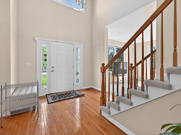 3rd image of 5701 Caribou Ln