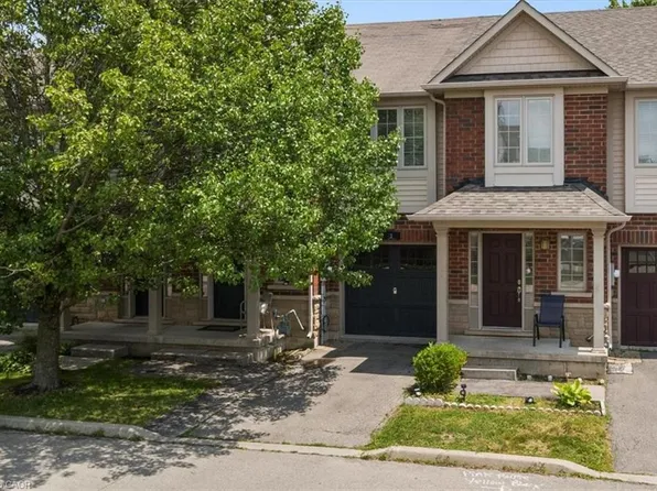 222 Fall Fair Way #3, Hamilton, ON L0R 1C0