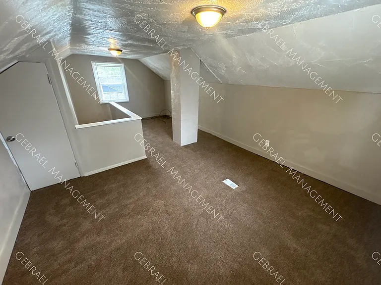 8606 Strathmoor St — Photo 4