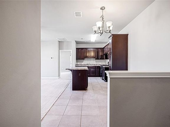 3rd image of 4400 Berkman Dr Unit D