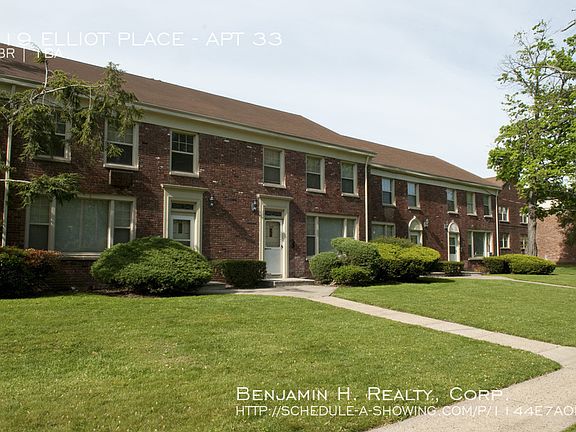3rd image of 119 Elliot Pl APT 33