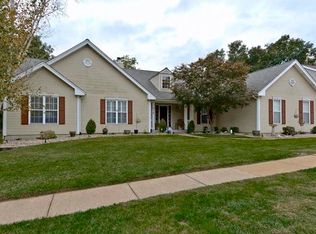 974 Timber Glen Ln, Ballwin, MO 63021