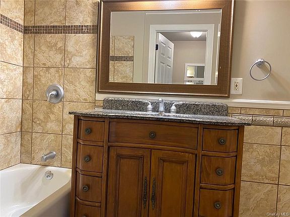 5th image of 44 Johnes St APT 108