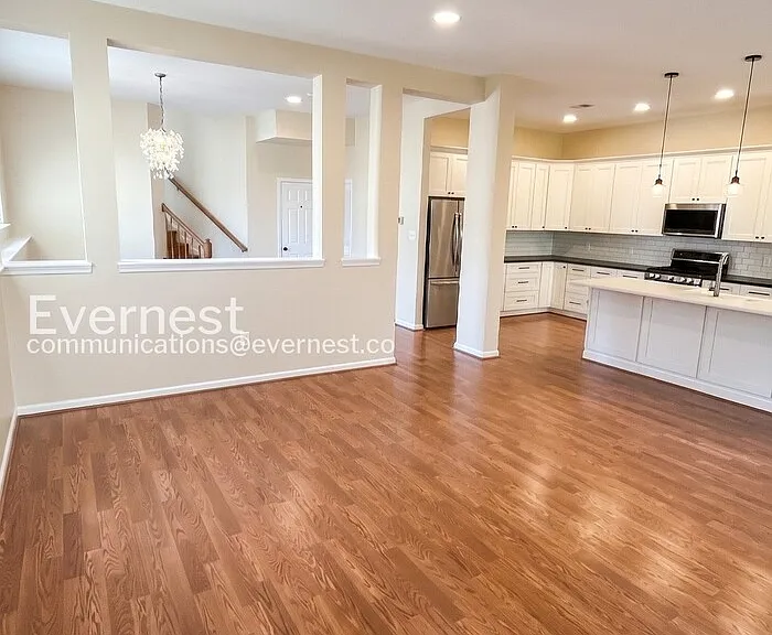 8348 Middle Ruddings Dr — Photo 6