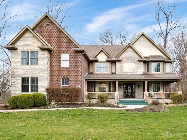 2898 River End Ct, Spring Valley, OH 45370