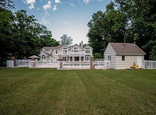 17 Casale Dr, Warren, NJ 07059