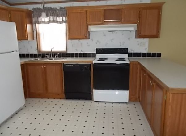 2nd image of 127 Meadow Dr