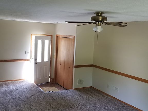 2nd image of 5106 Lynn Ln