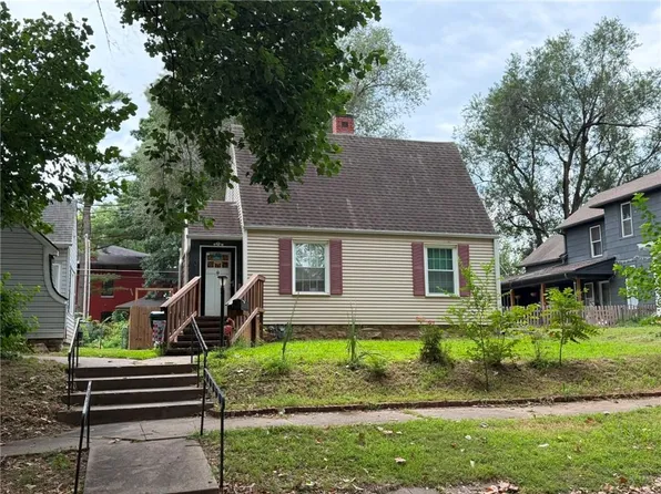 607 Miami St, Leavenworth, KS 66048