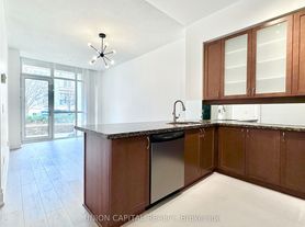 39 Upper Duke Cres