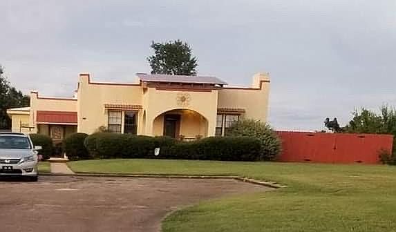 2nd image of 1410 Joyner Ave