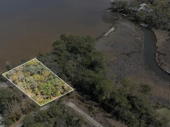 4 Bay Magnolia Ln, Pt Washington, FL 32459