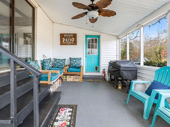 4th image of 31099 Country Club Rd