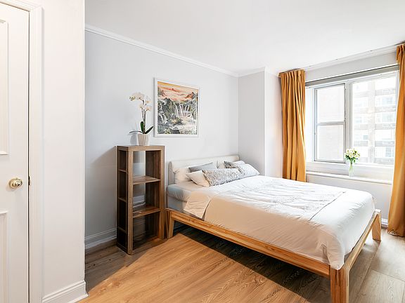 4th image of 155 E 34th St APT 8J