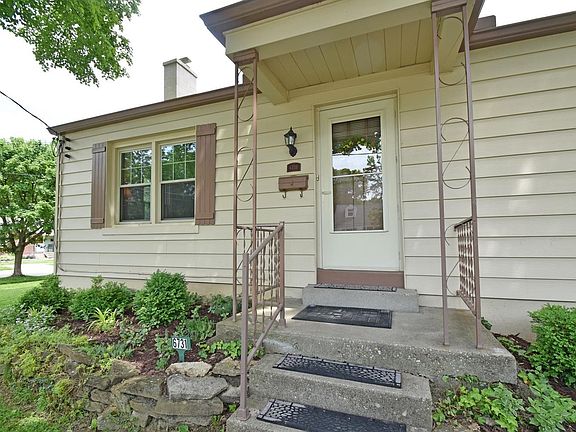 3rd image of 6731 Le Conte Ave