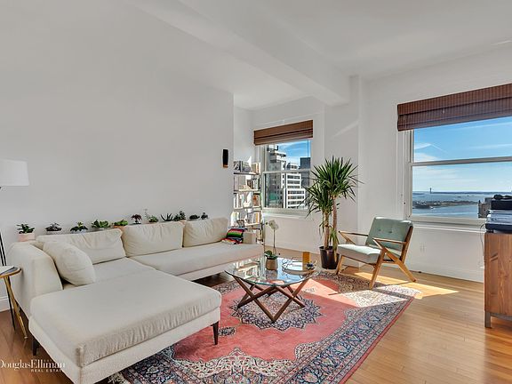 3rd image of 88 Greenwich St APT 2602