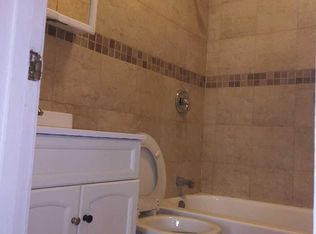 3006 Ridgeway Ave, Rockford, IL 61101