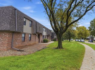 2807 SW Prairie Rd APT 16, Topeka, KS 66614
