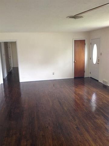 2nd image of 6313 Lambeth Ln