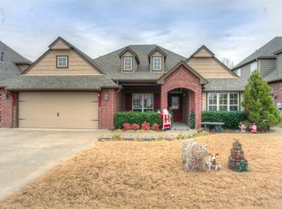 11011 S Lawrence St, Jenks, OK 74037