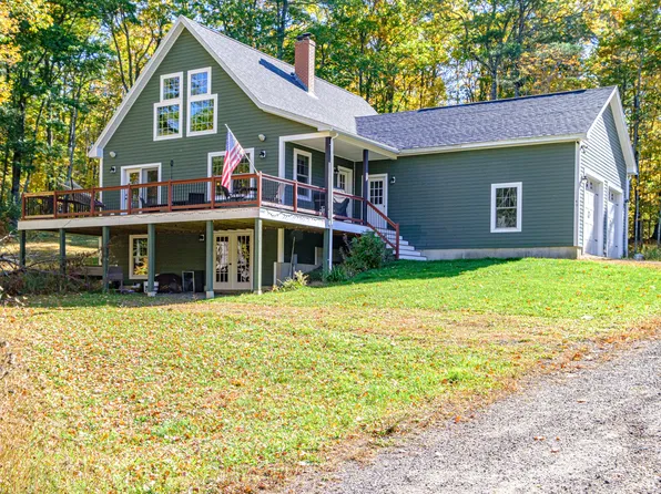 49 Christian Row, Buxton, ME 04093
