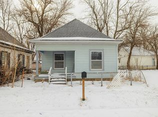 607 E 15th St N, Wichita, KS 67214