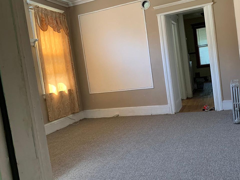 1st image of 29 Cedar Ave Floor 3