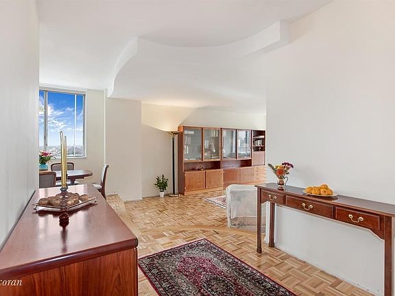 3rd image of 515 E 79th St APT 22E