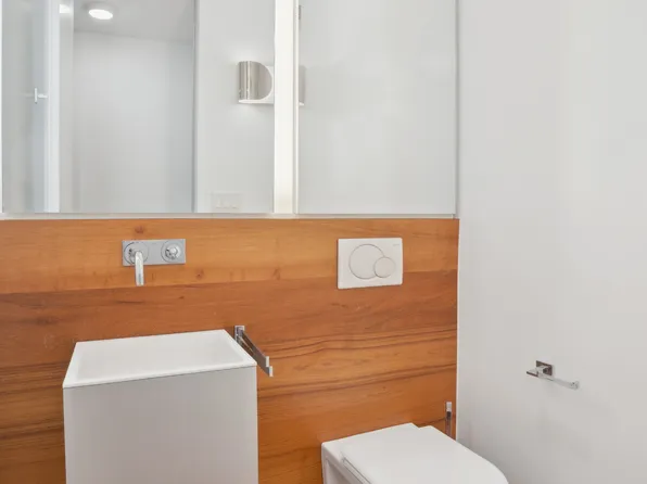 146 West 57th Street image 6 of 14