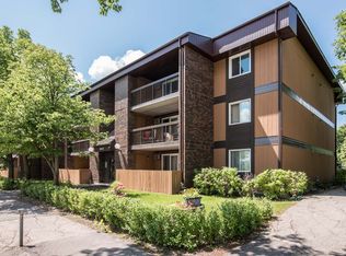 940 Chancellor Dr, Winnipeg, MB R3T2K1