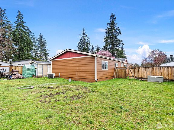 4th image of 13719 12th Avenue S #12