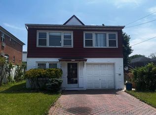 25410 60th Ave, Little Neck, NY 11362