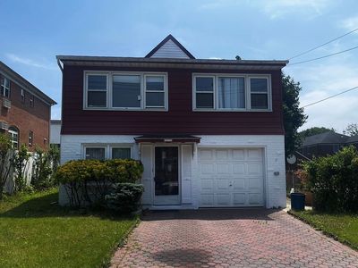 25410 60th Ave, Flushing, NY, 11362