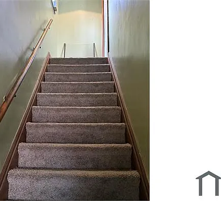 2943 Leslie St #UPPER — Photo 11