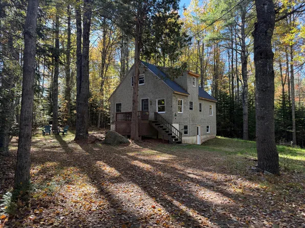8 Balsam Drive, Waldoboro, ME 04572