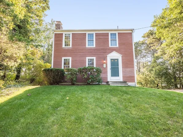 105 Perch Pond Rd, Chatham, MA 02633