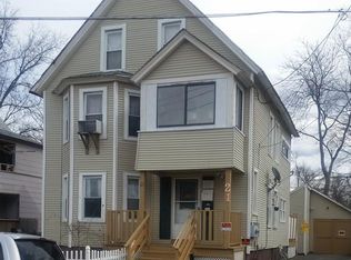 21 Amity Ct, Springfield, MA 01108