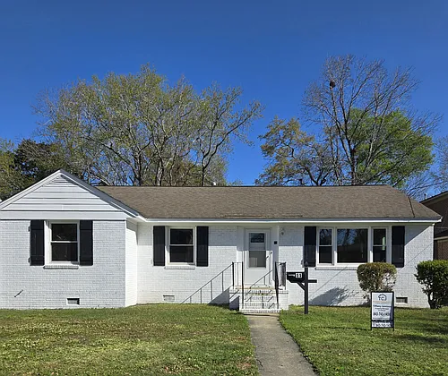 11 Marlow Dr Photo 1