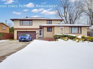 22 Constance Ln APT 2, Buffalo, NY 14227