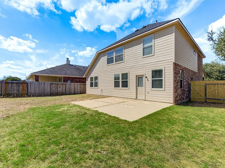 24615 Lakecrest Bend Dr — Photo 36