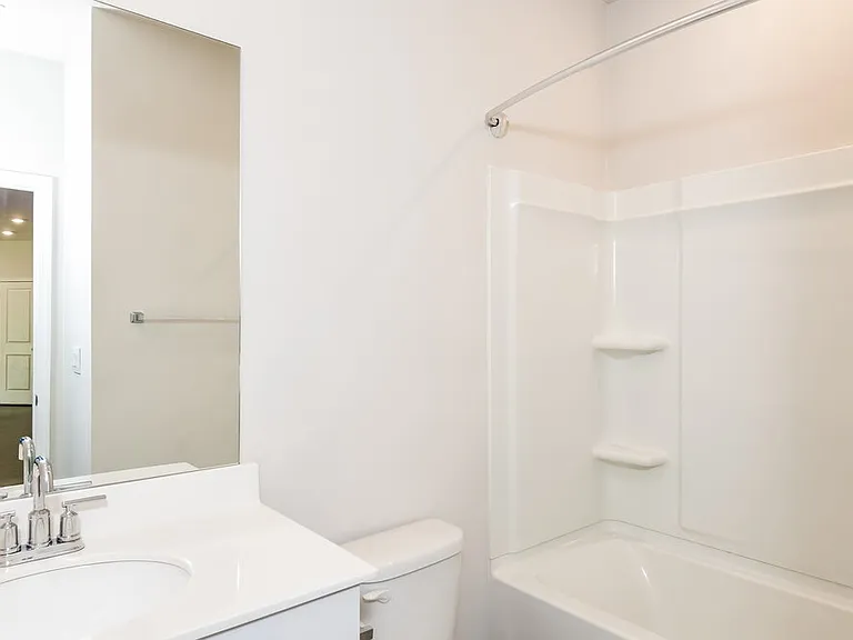 6075 Hickory Creek Ct — Photo 15