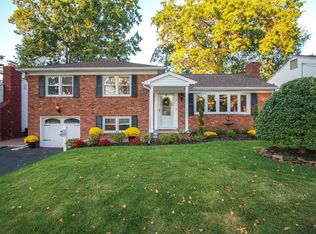 17 Osborne Pl, West Orange, NJ 07052