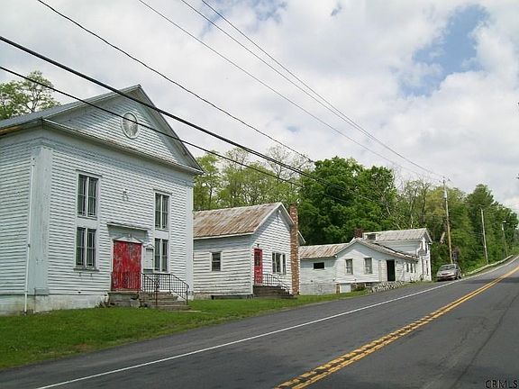 2nd image of 1335 State Route 30a