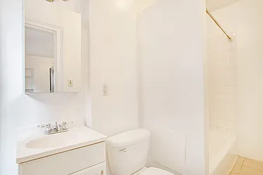 Rented by Moises Farhart, LREB