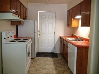 3313Brookmont-5
