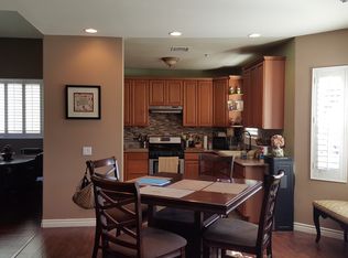 15851 Dianthus St, Fontana, CA 92335