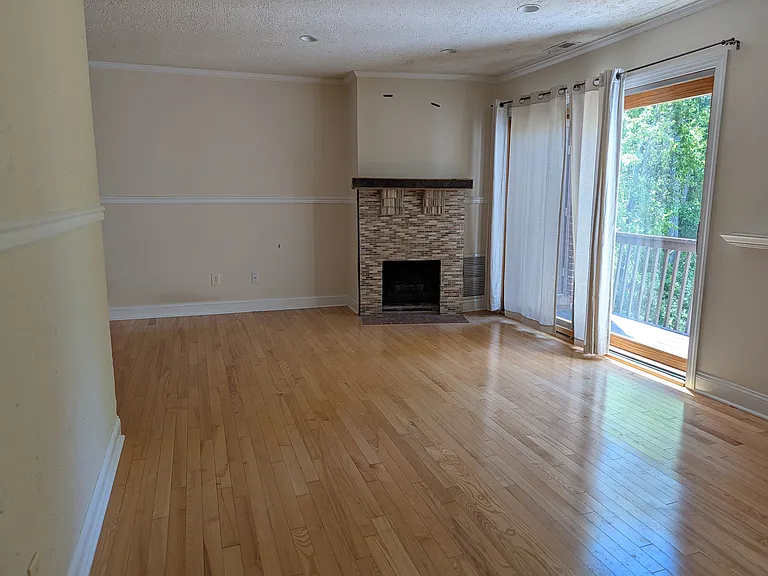 23 Siegtown Rd #7F — Photo 8